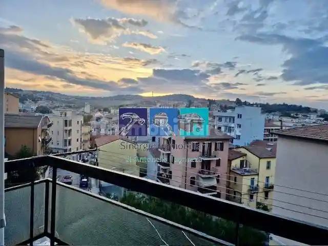 Appartamento in vendita a Ancona