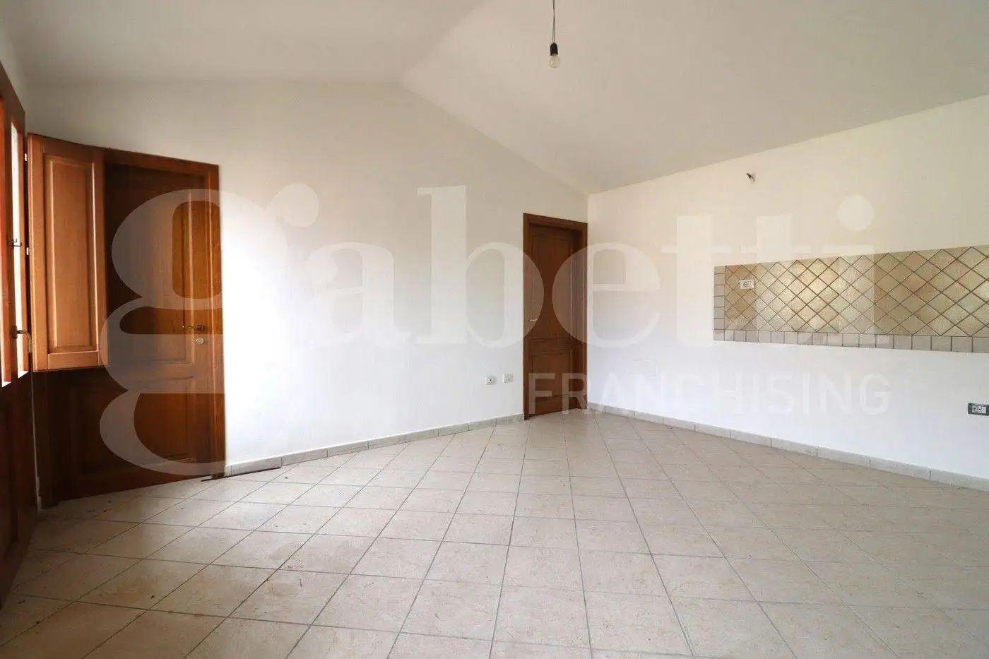 Trilocale Vico III Cagliari, sn, Centro, Bari Sardo - foto 2