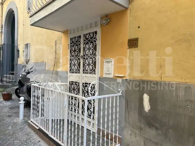 Appartamento in vendita a Napoli