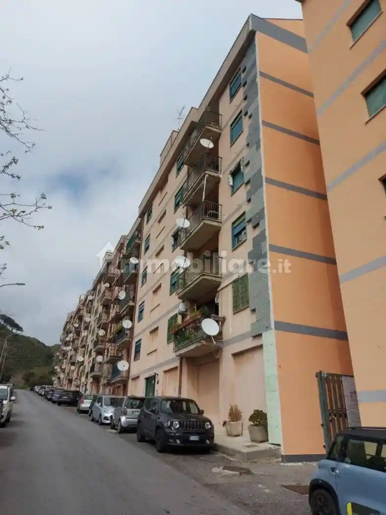 Quadrilocale via Umberto Terracini 24, Annunziata Alta, Messina - foto 2