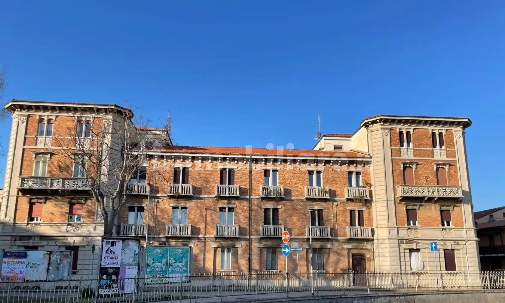 Appartamento in vendita a Falconara Marittima