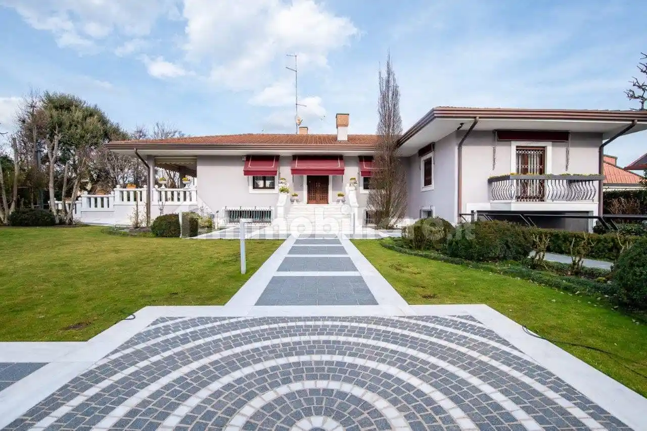 Villa in vendita a Abano Terme