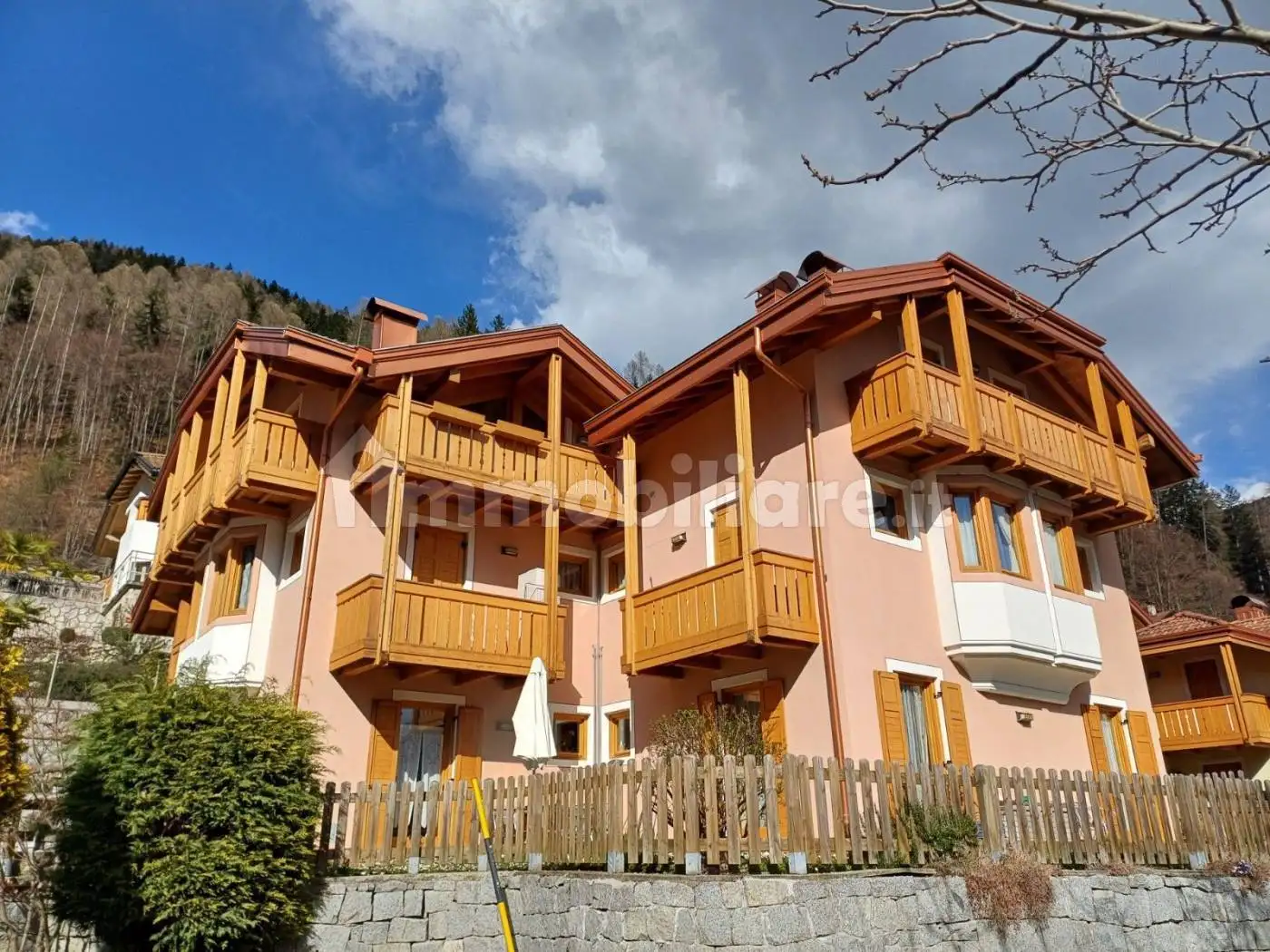 Appartamento in vendita a Carisolo