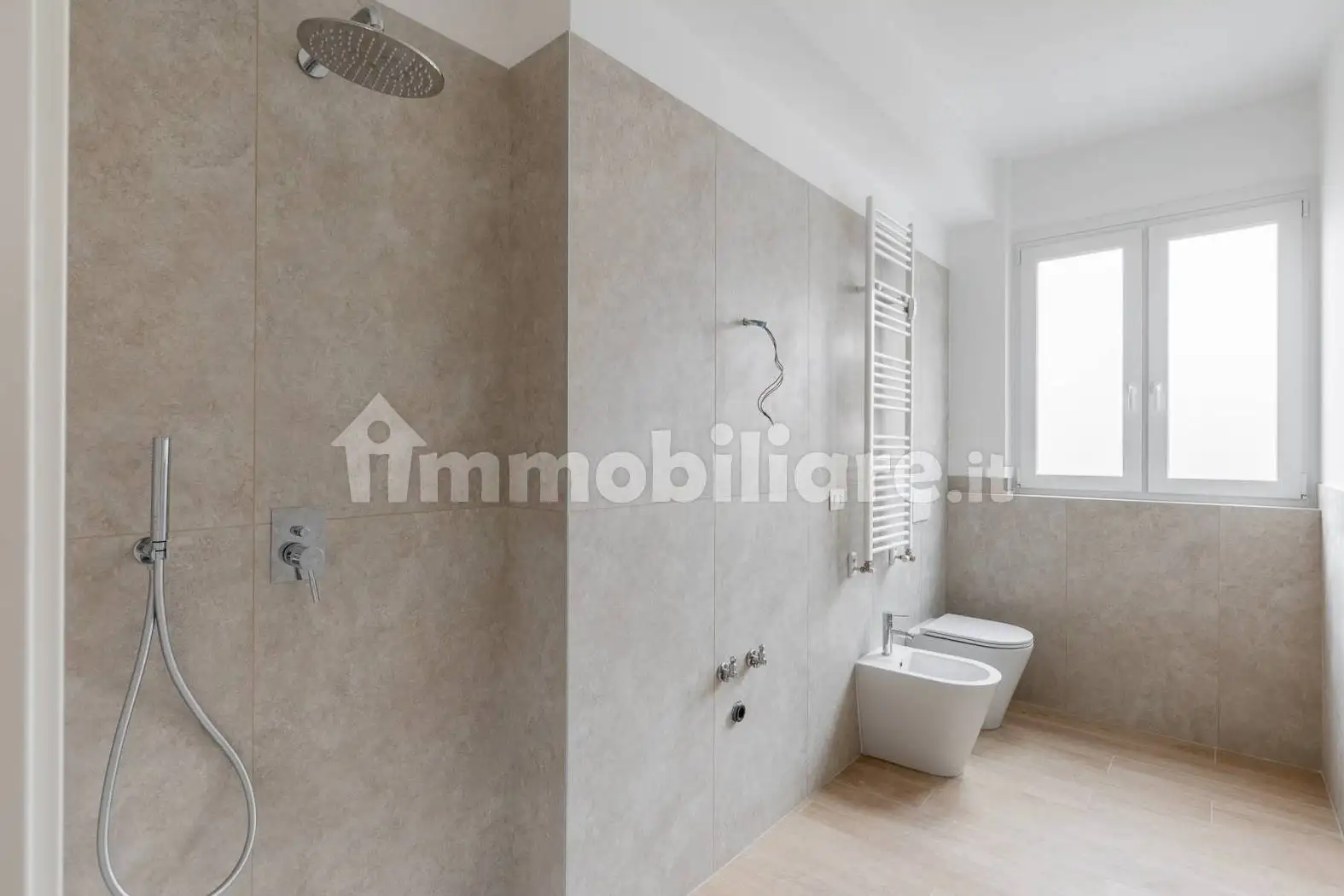 Appartamento in vendita a Bologna