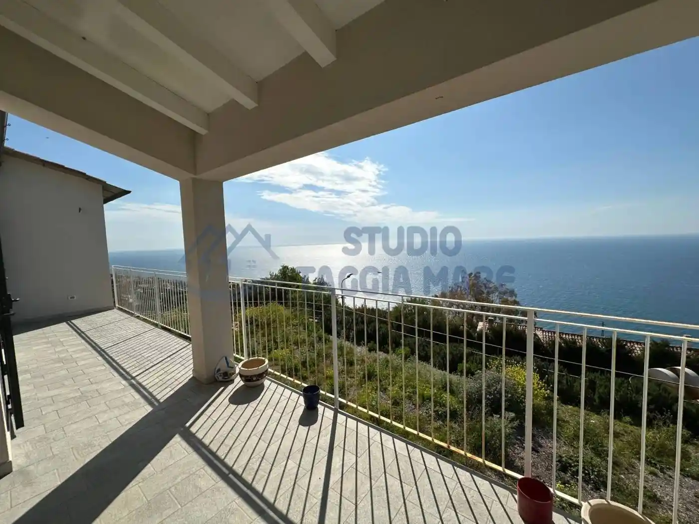 Villa in vendita a Cipressa