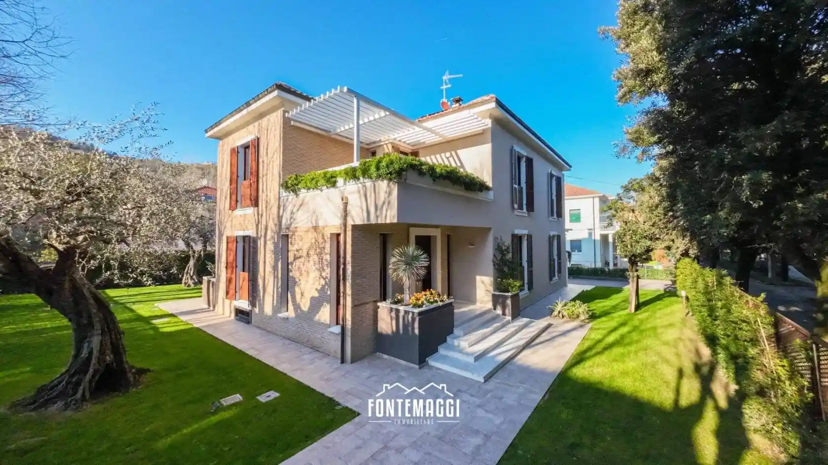 Villa in vendita a Fossombrone