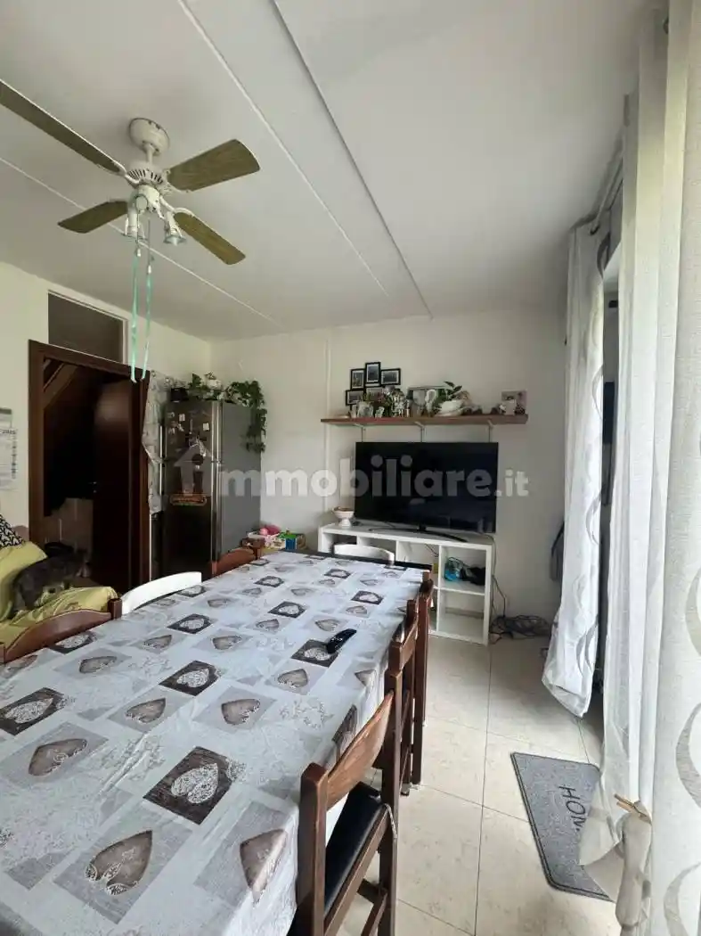 Quadrilocale buono stato, su più livelli, Prestino, Como - foto 2