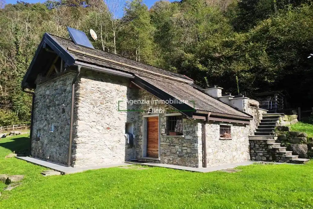 Villa in vendita a Omegna