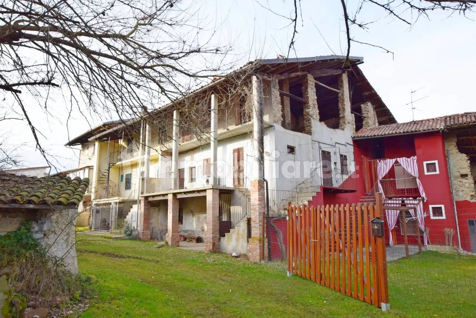 Rustico - Casale in vendita a Lesegno