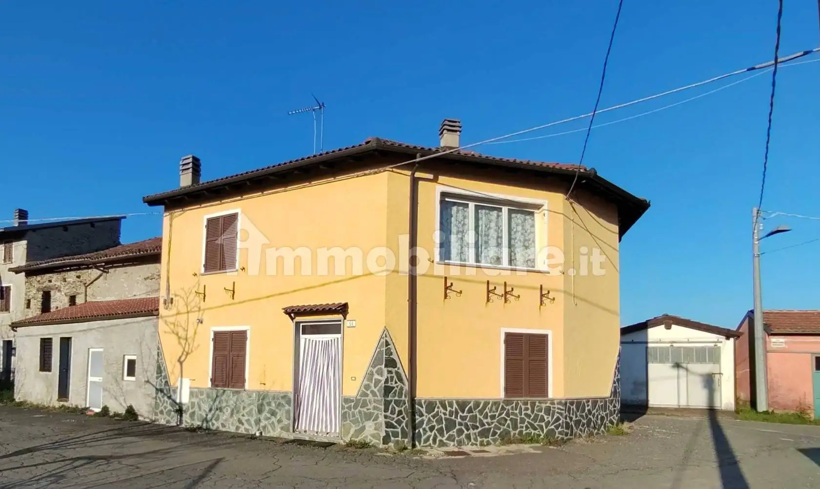 Casa indipendente in vendita a Mornese