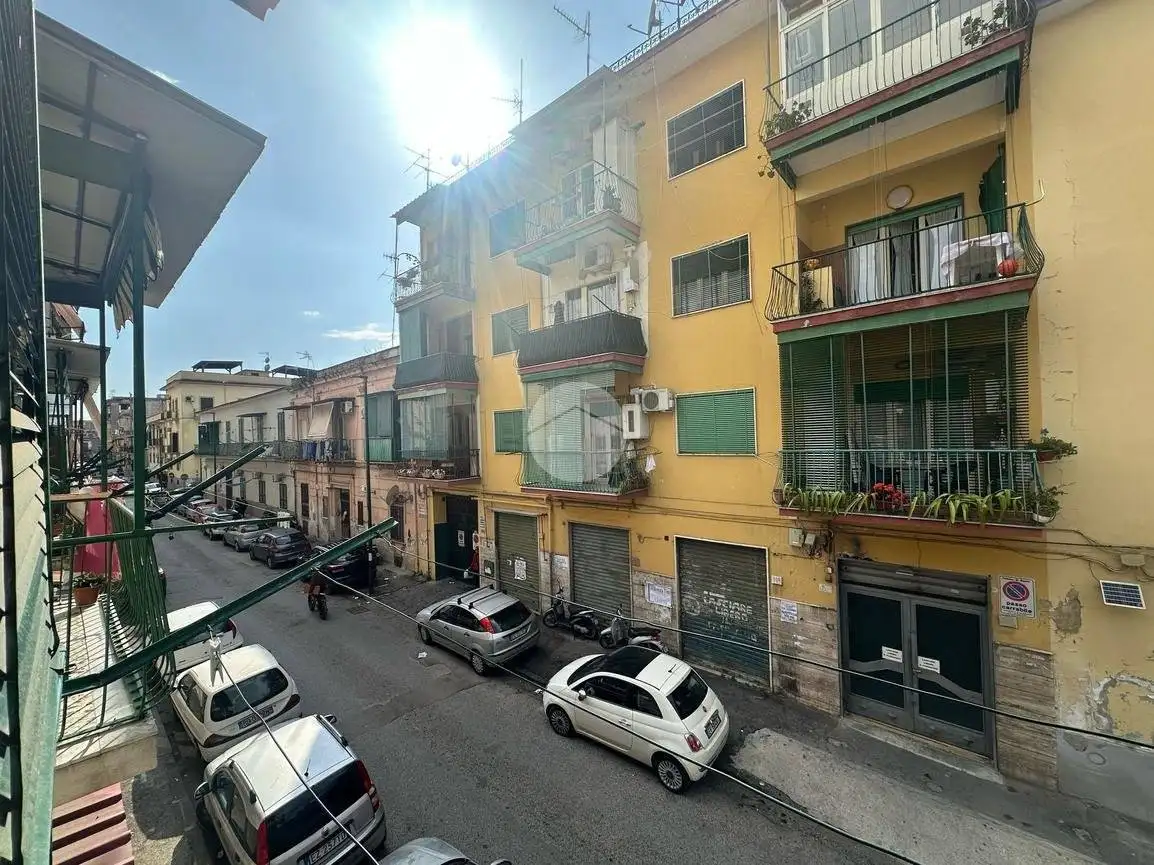 Appartamento in vendita a Napoli