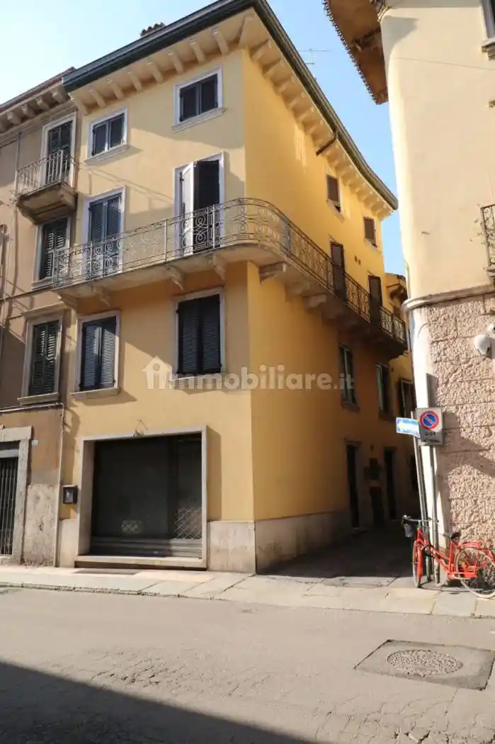Appartamento in vendita a Verona