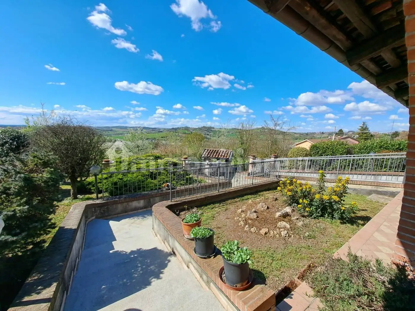 Villa unifamiliare, ottimo stato, 380 m², Castelletto Monferrato - foto 5