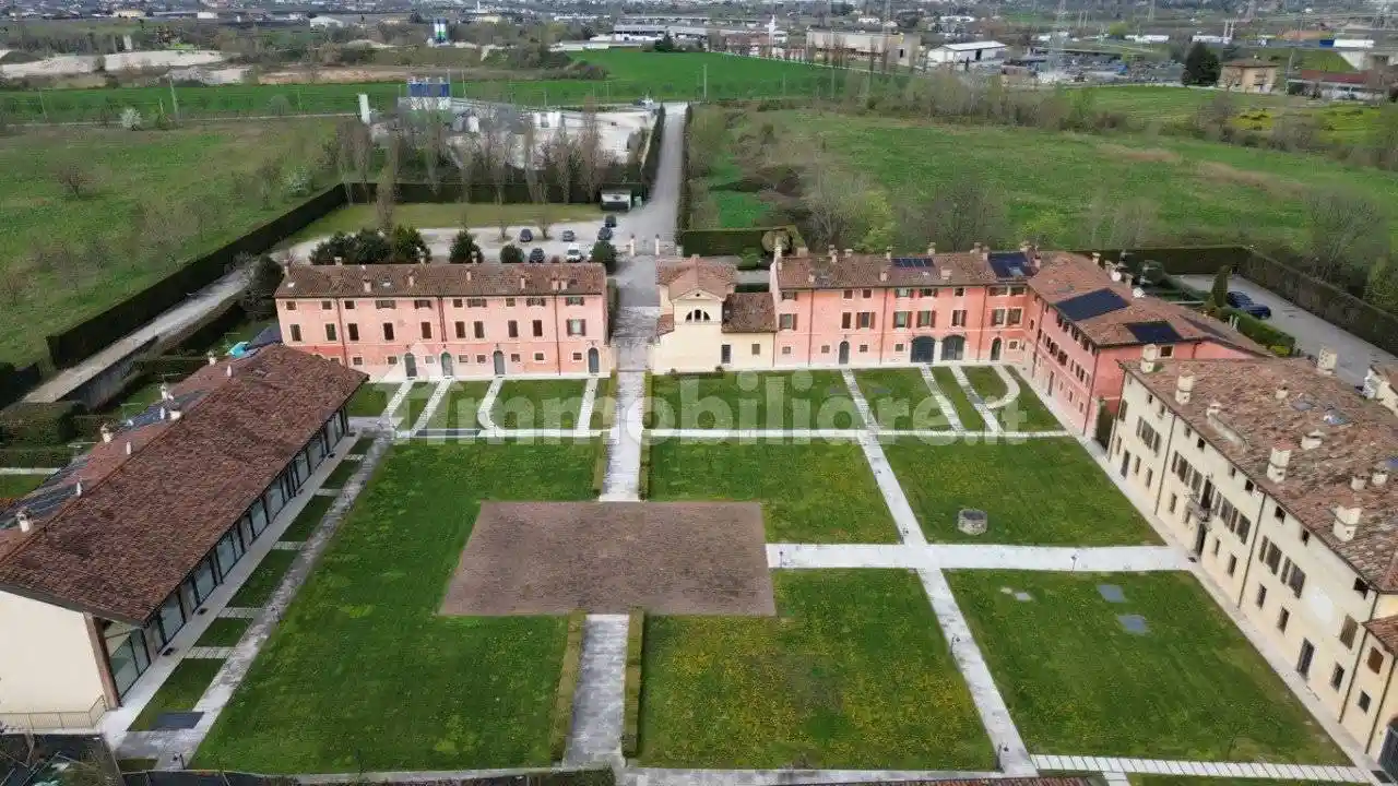 Attico - Mansarda in vendita a Castel d'Azzano