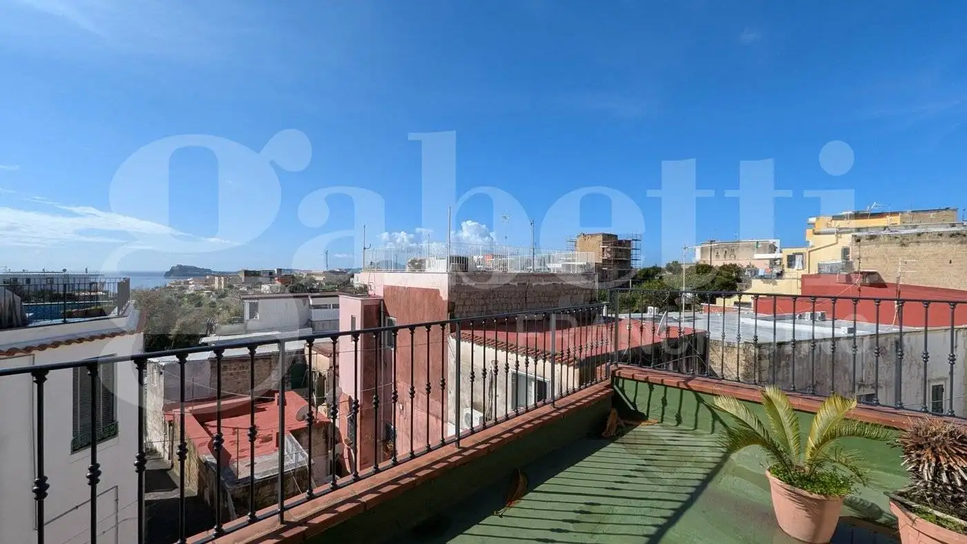 Appartamento in vendita a Monte di Procida