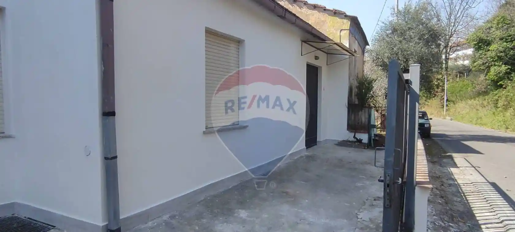 Casa indipendente in vendita a Minturno