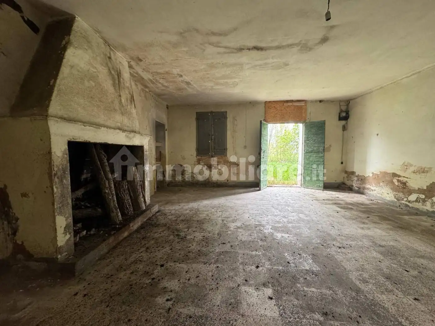 Casa indipendente in vendita a Forlì