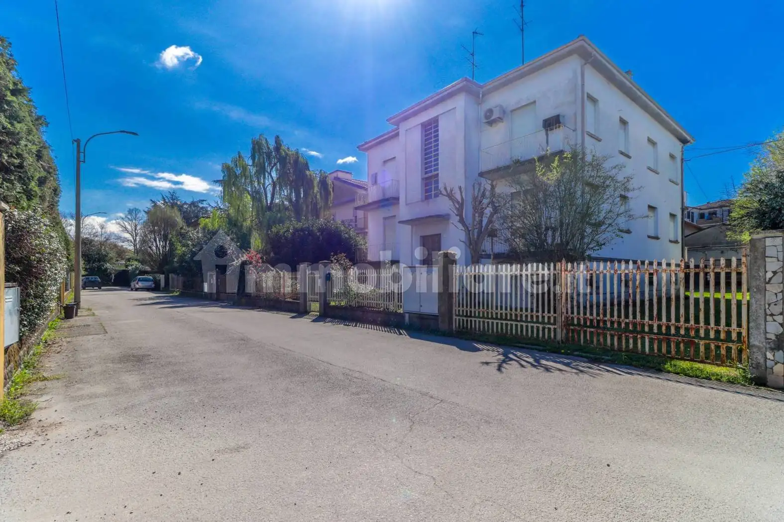 Villa in vendita a Cento