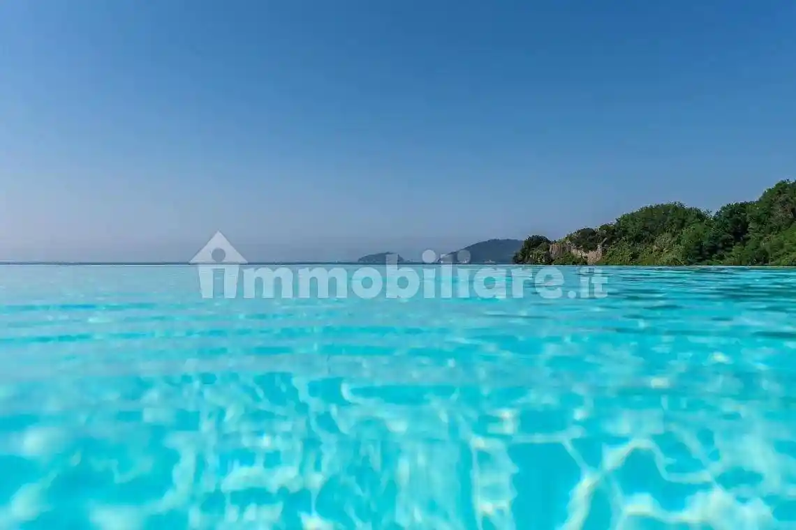 Appartamento in vendita a Lerici