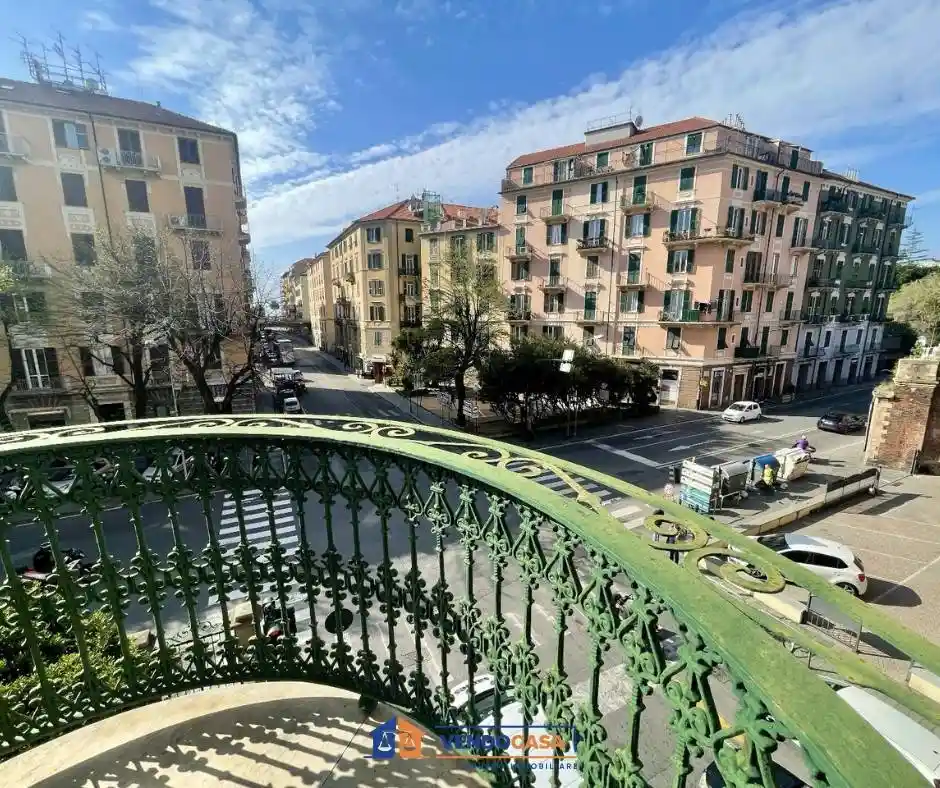 Appartamento in vendita a Savona