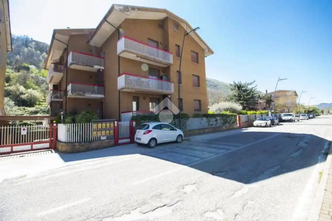 Trilocale via Nazionale 8, Centro, Borgo Velino - foto 2