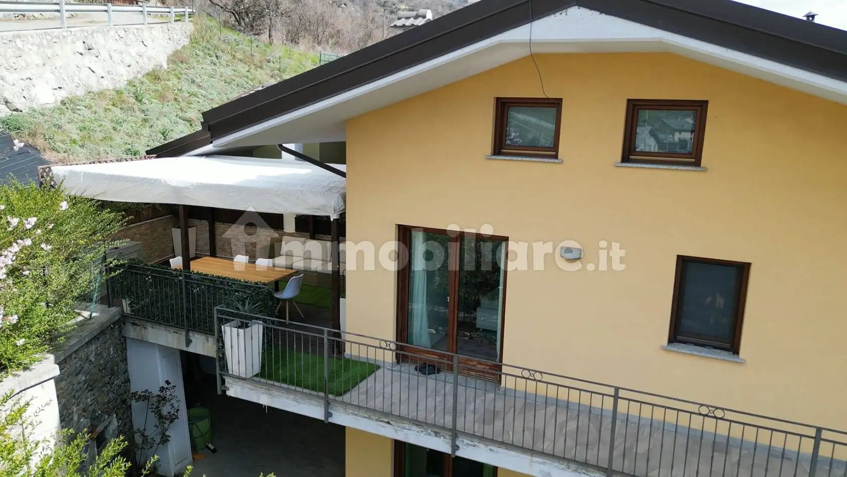 Quadrilocale frazione La Poya 28, Chambave - foto 2