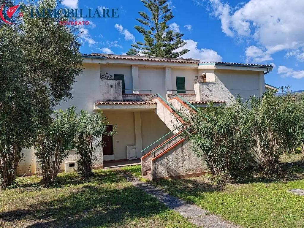 Appartamento in vendita a Sant'Andrea Apostolo dello Ionio