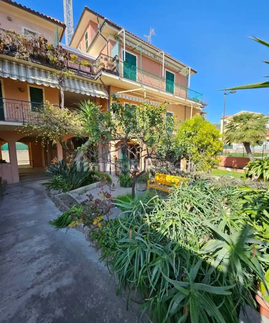 Appartamento in vendita a Pietra Ligure