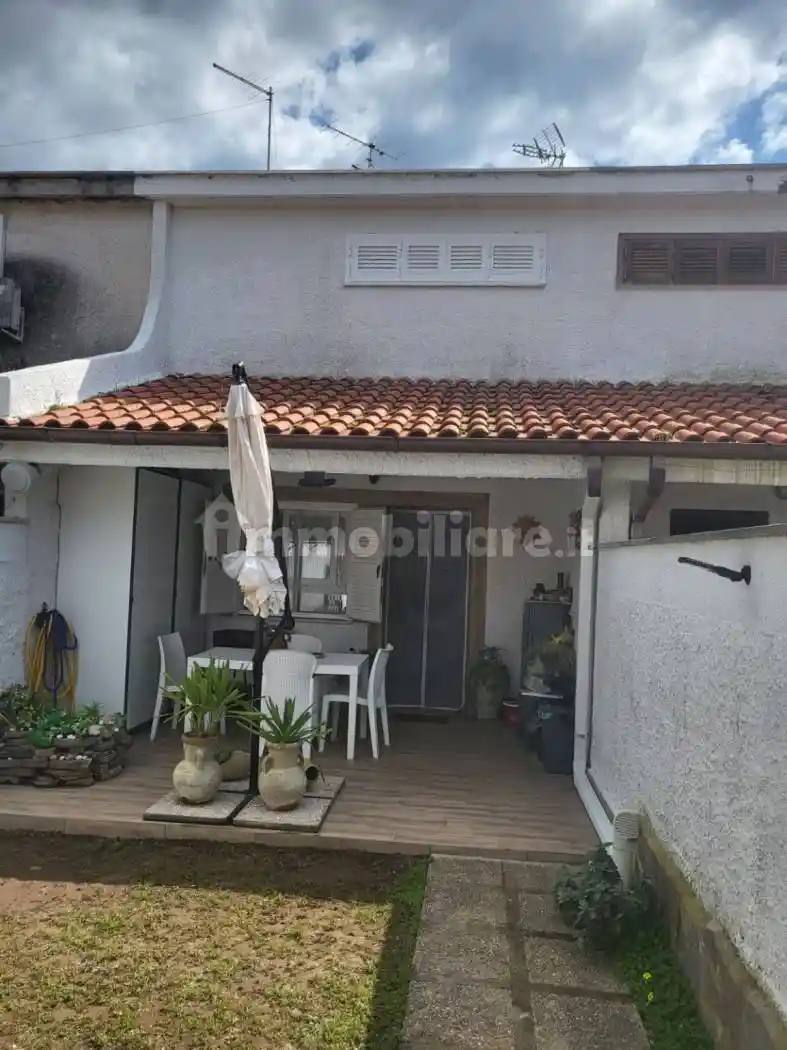 Villetta a schiera in vendita a Ardea