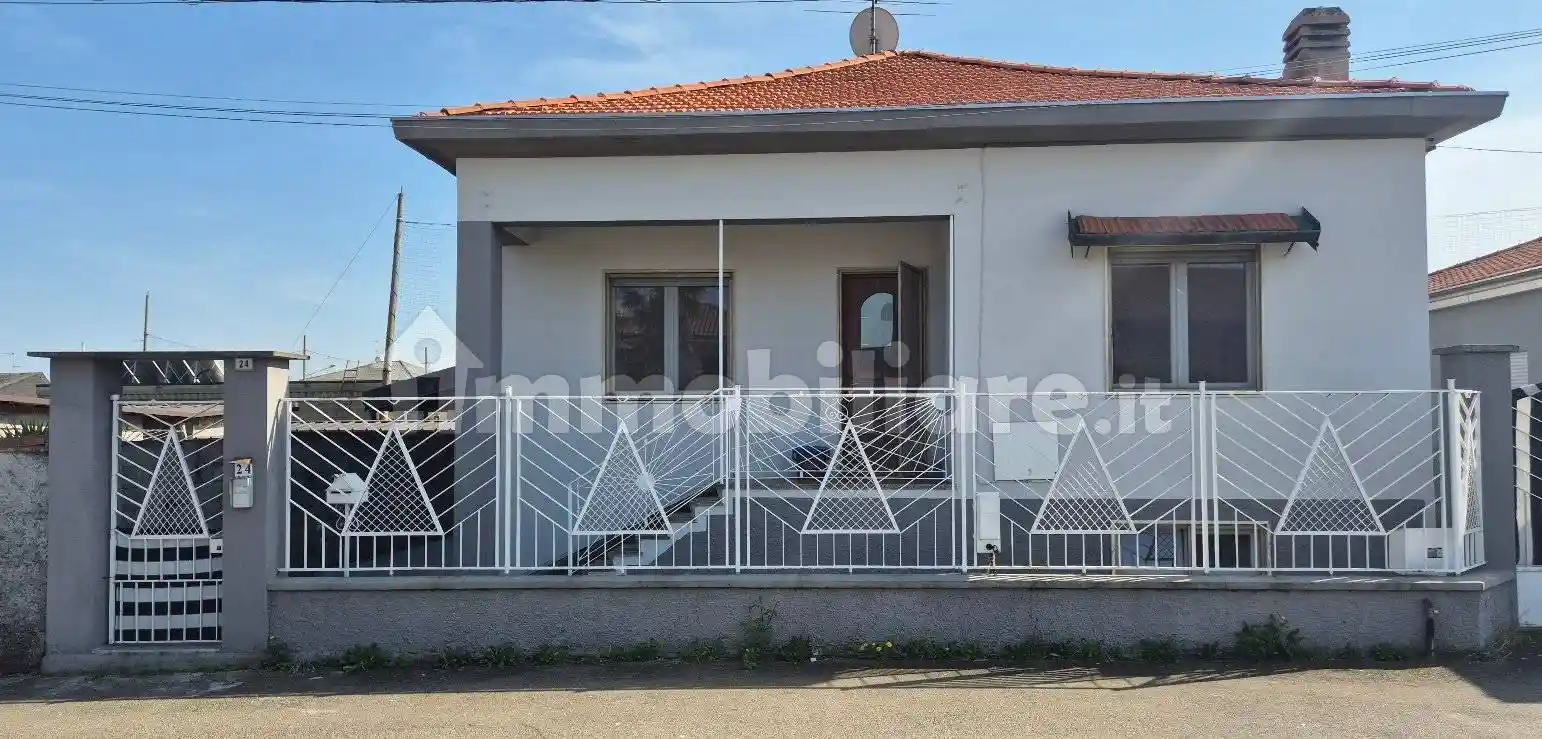 Villa in vendita a Cerano