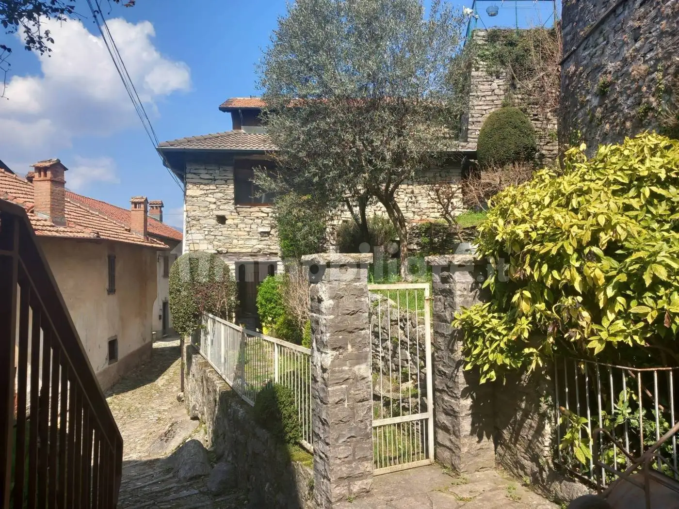 Rustico, da ristrutturare, 160 m², Lemna, Faggeto Lario - foto 2