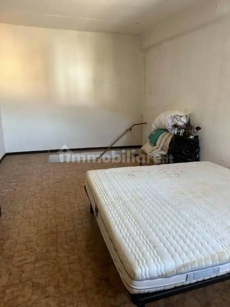 Terratetto unifamiliare 68 m², da ristrutturare, Camnago Volta, Como - foto 4