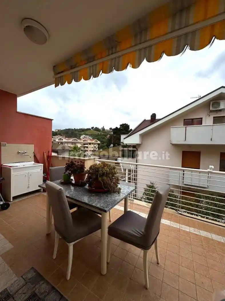 Quadrilocale via Montello 47, Centro, Giulianova - foto 4