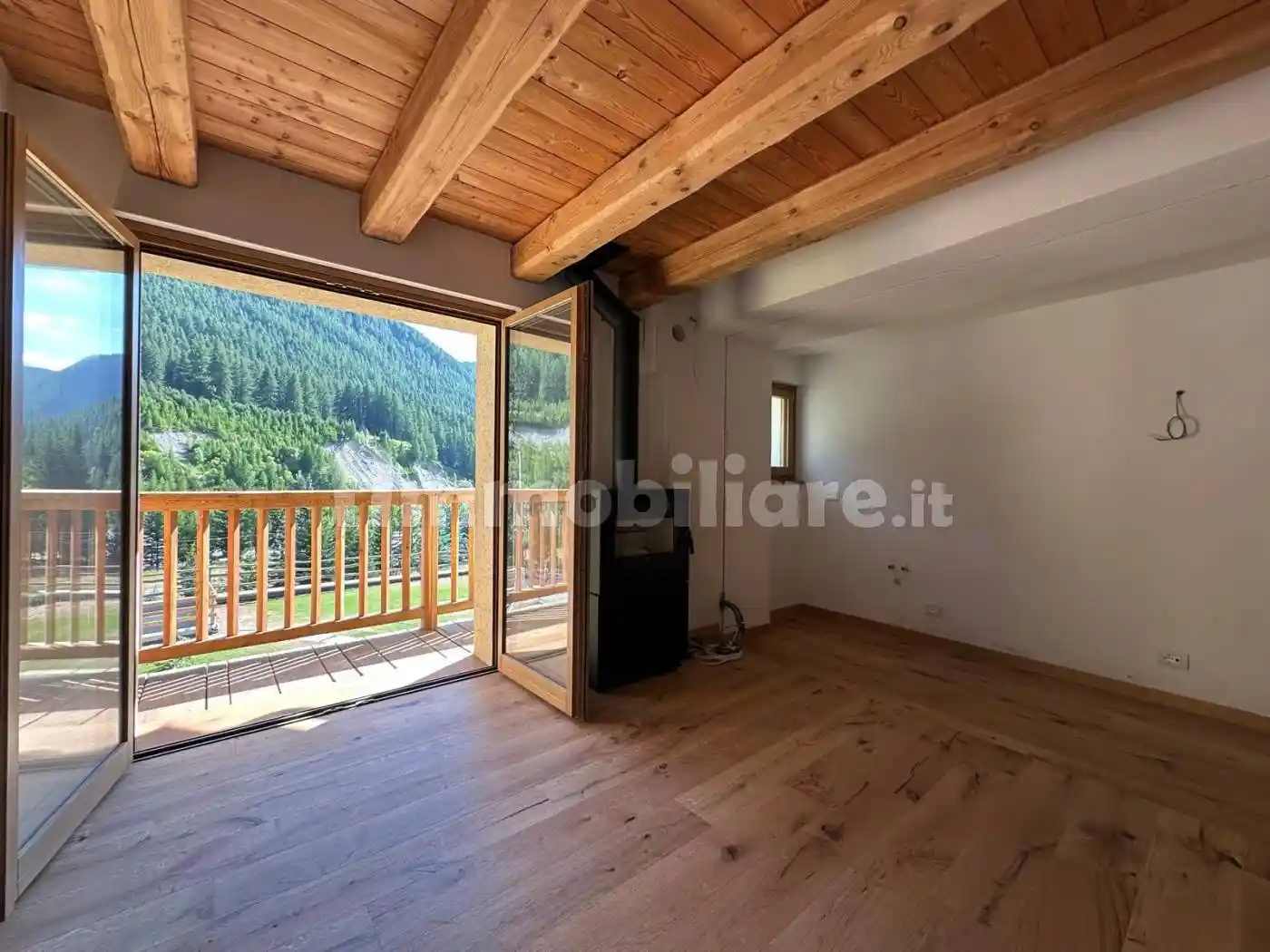 Appartamento in vendita a Sauze di Cesana