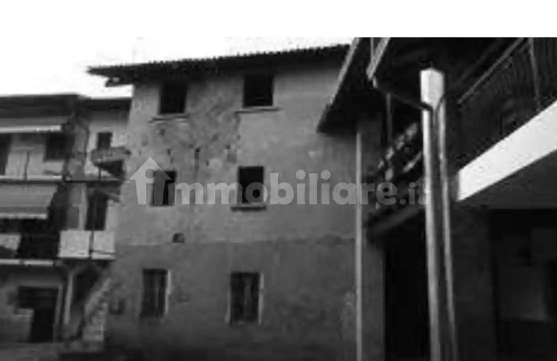 Appartamento in vendita a Guanzate