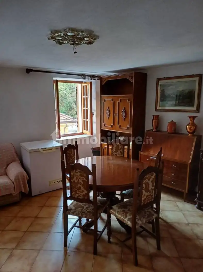 Appartamento in vendita a Carrara