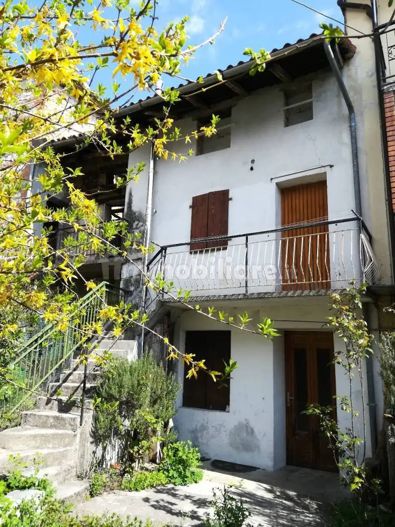Rustico - Casale in vendita a Polcenigo