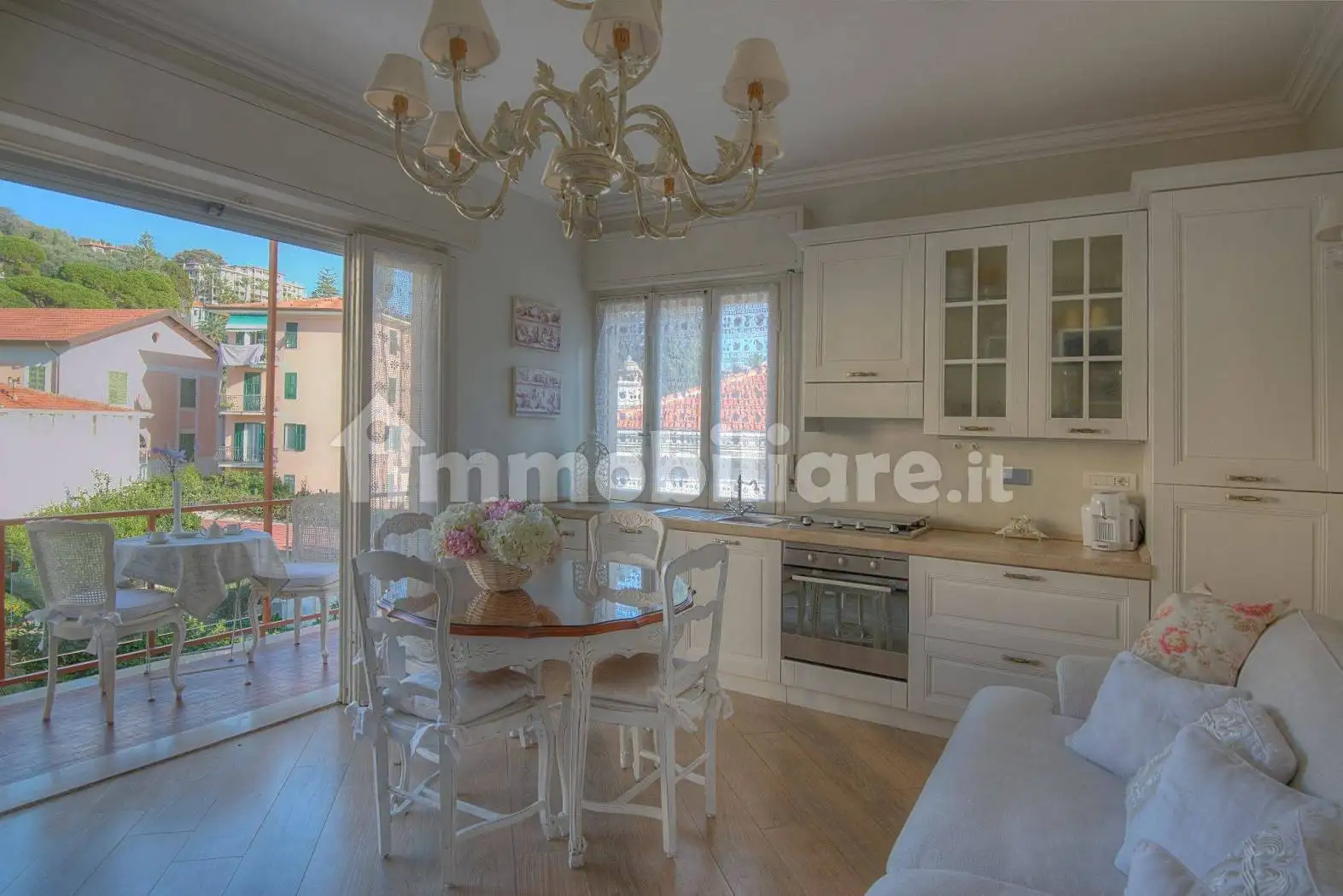 Appartamento in affitto a Bordighera