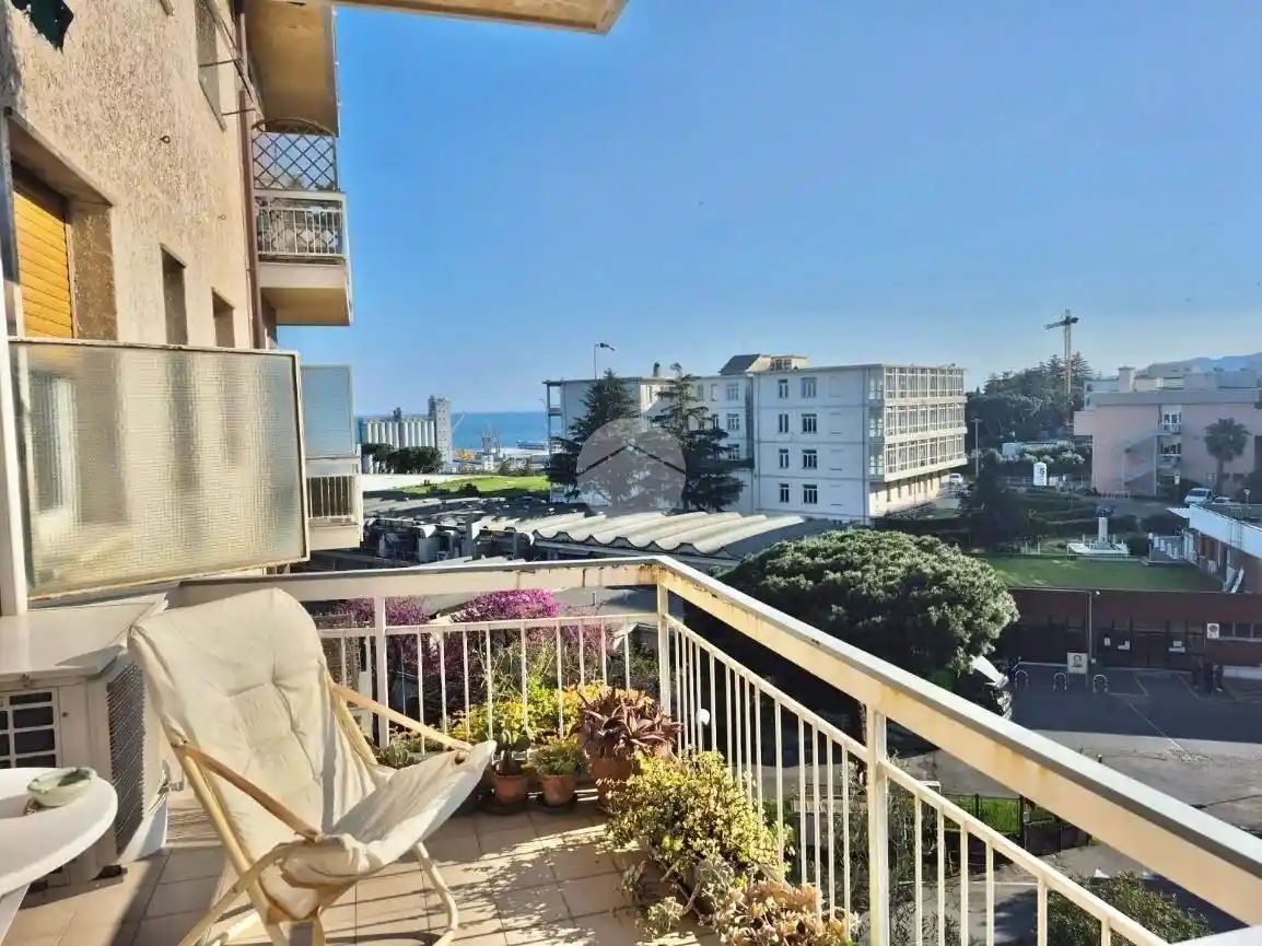 Appartamento in vendita a Savona