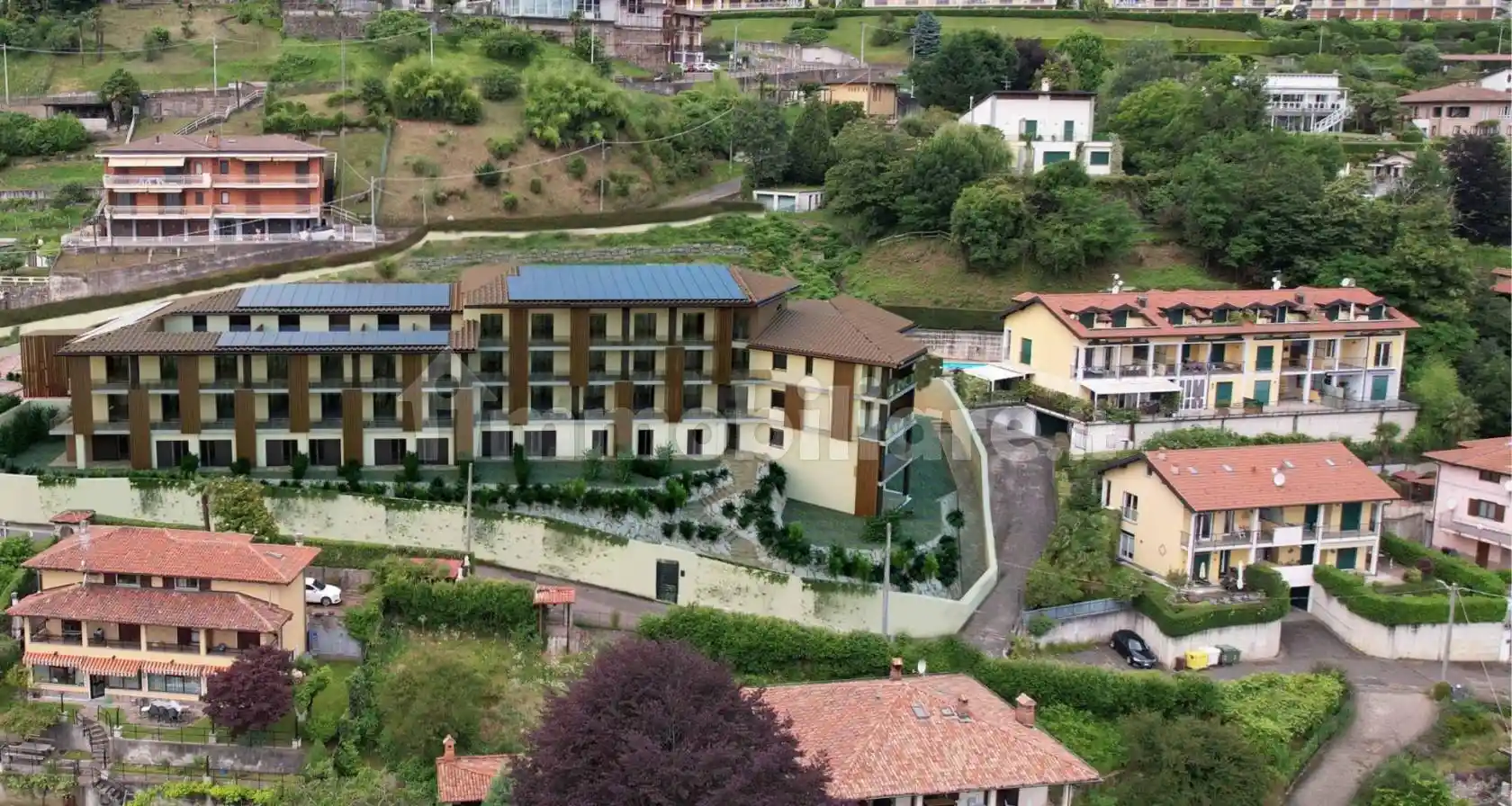 Appartamento in vendita a Cadegliano-Viconago