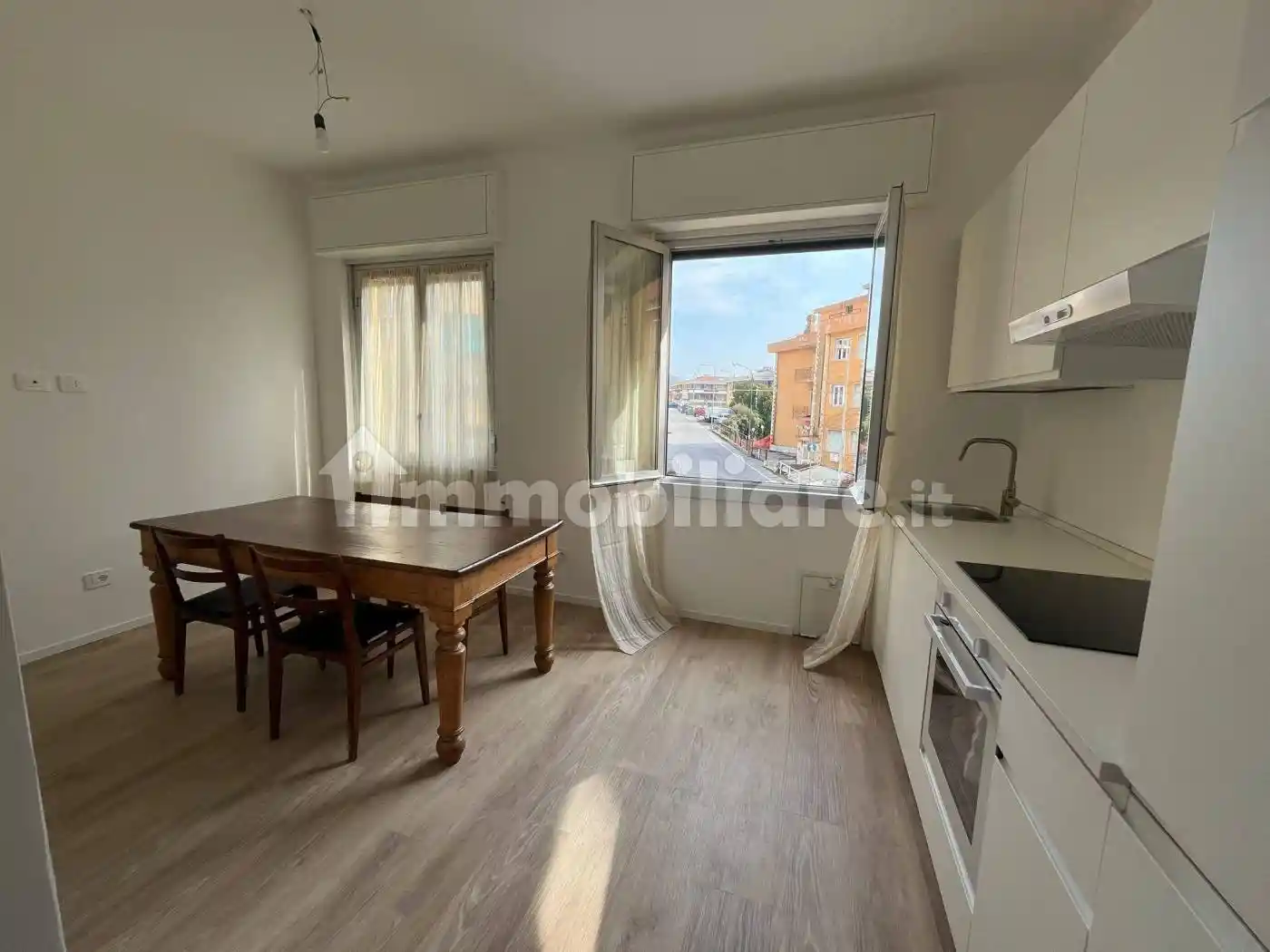 Appartamento in vendita a Varazze