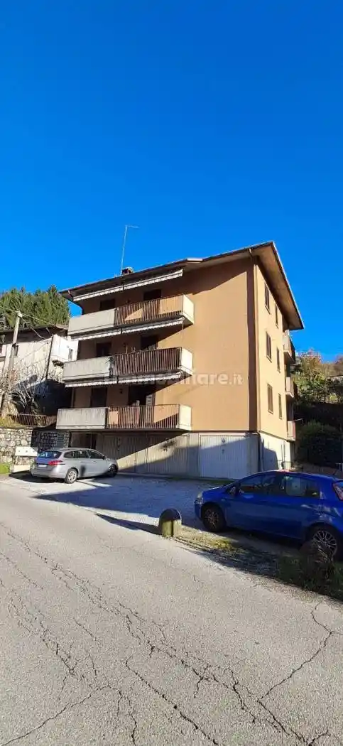 Appartamento in vendita a San Giovanni Bianco