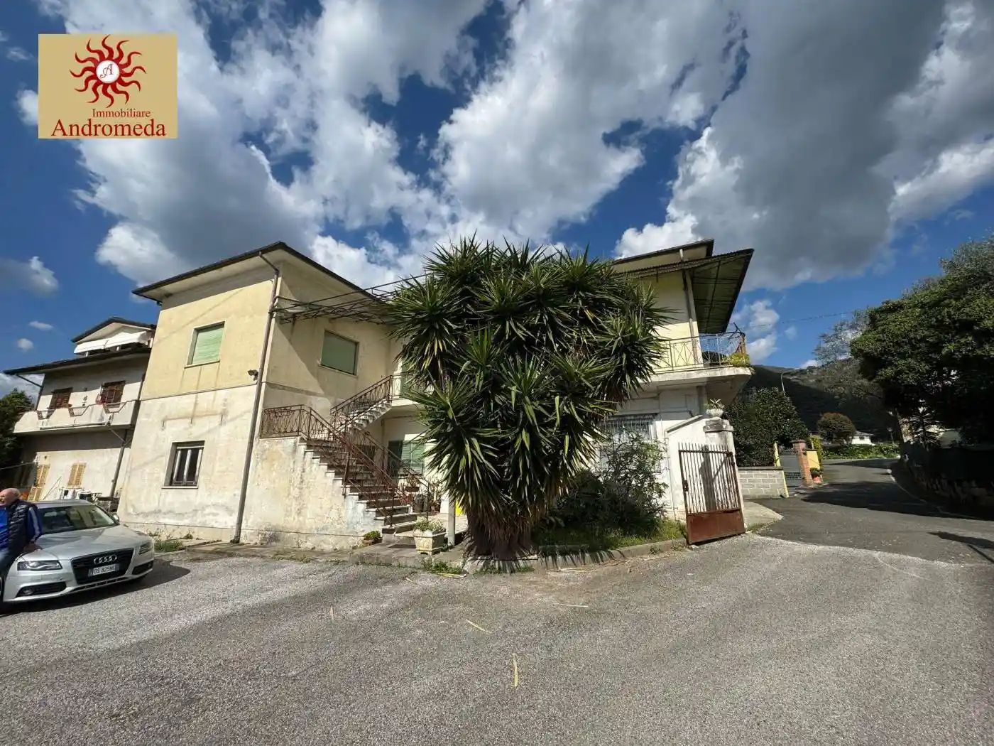 Villa in vendita a Montignoso