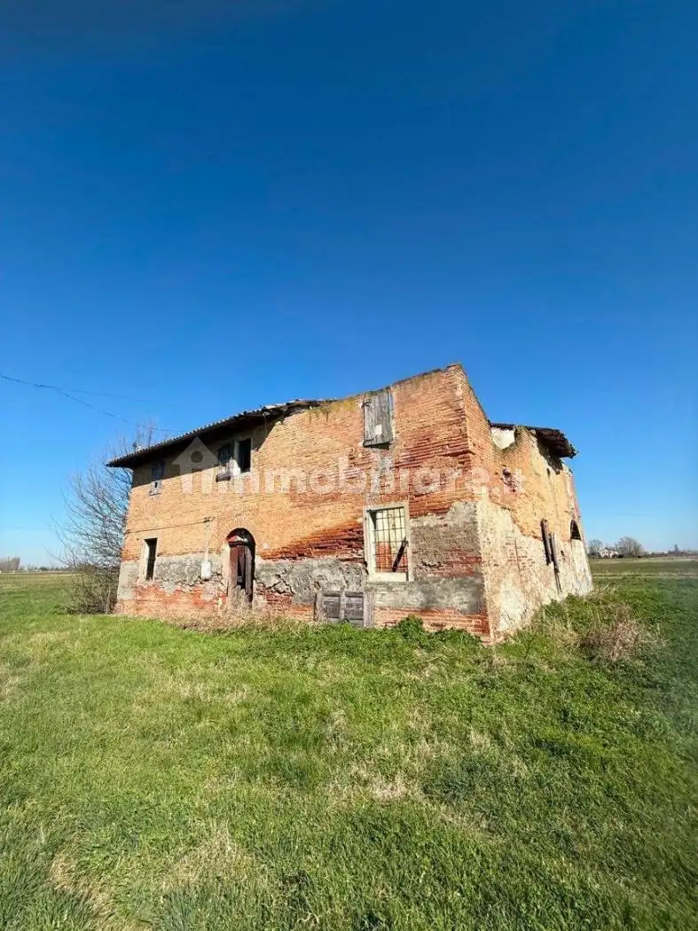 Rustico - Casale in vendita a Malalbergo