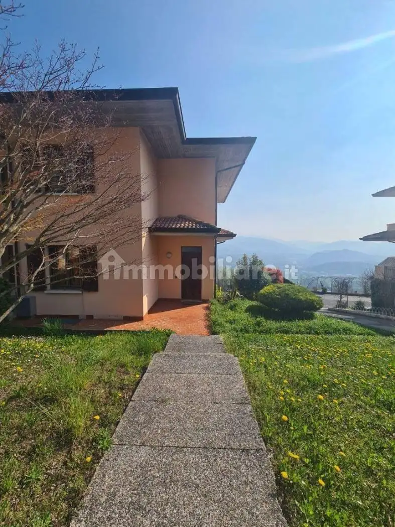 Casa indipendente in vendita a Agnosine