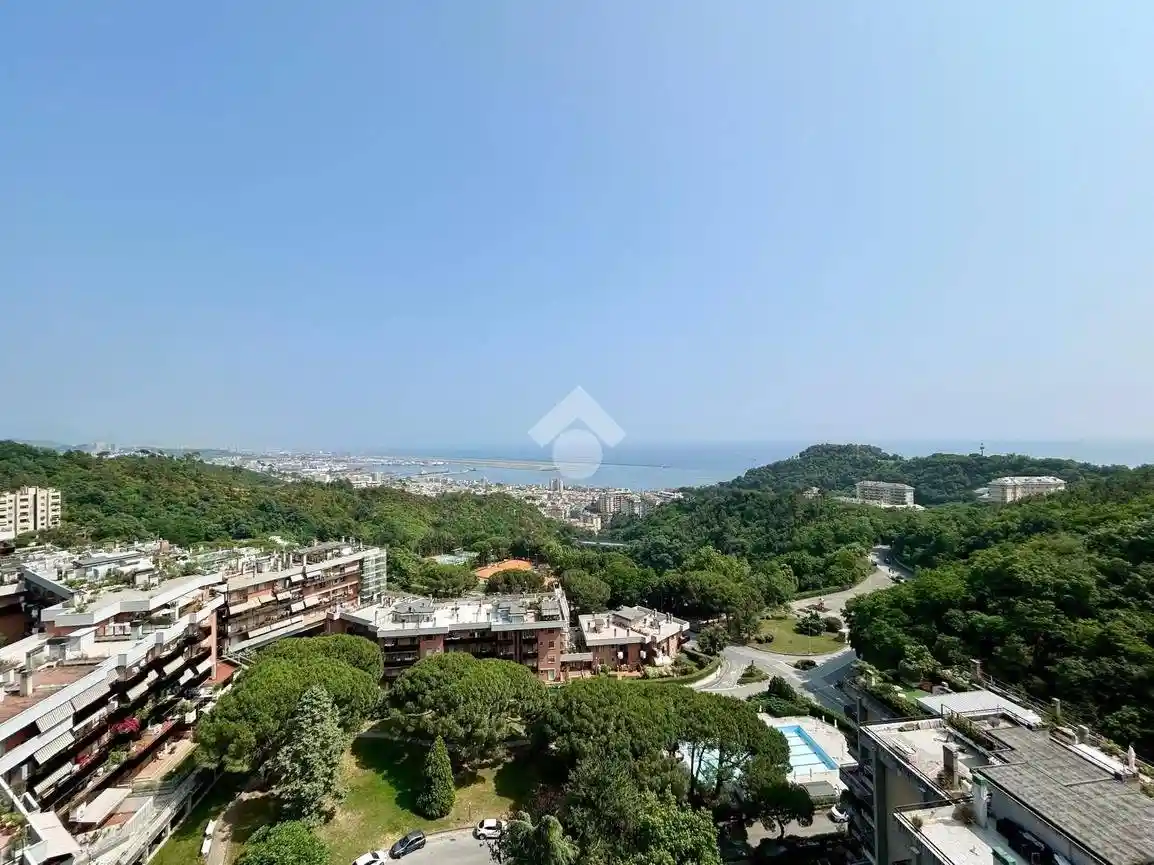 Appartamento in vendita a Genova