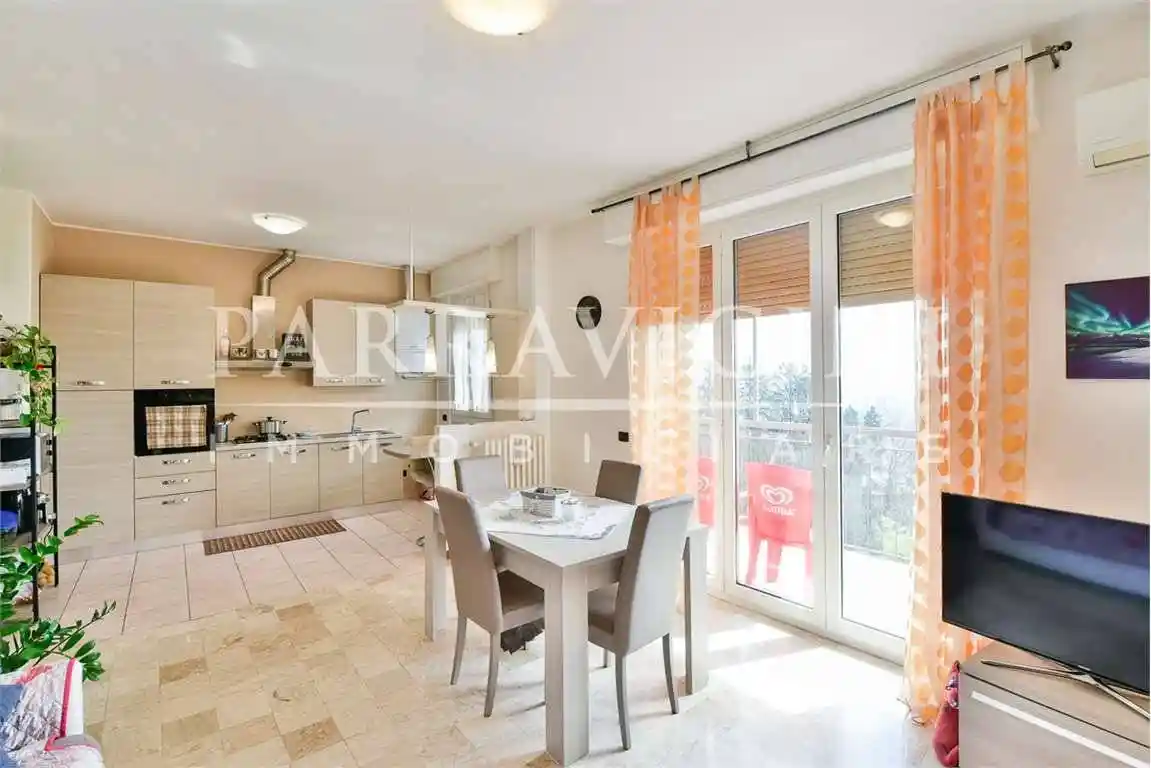 Appartamento in vendita a Albavilla