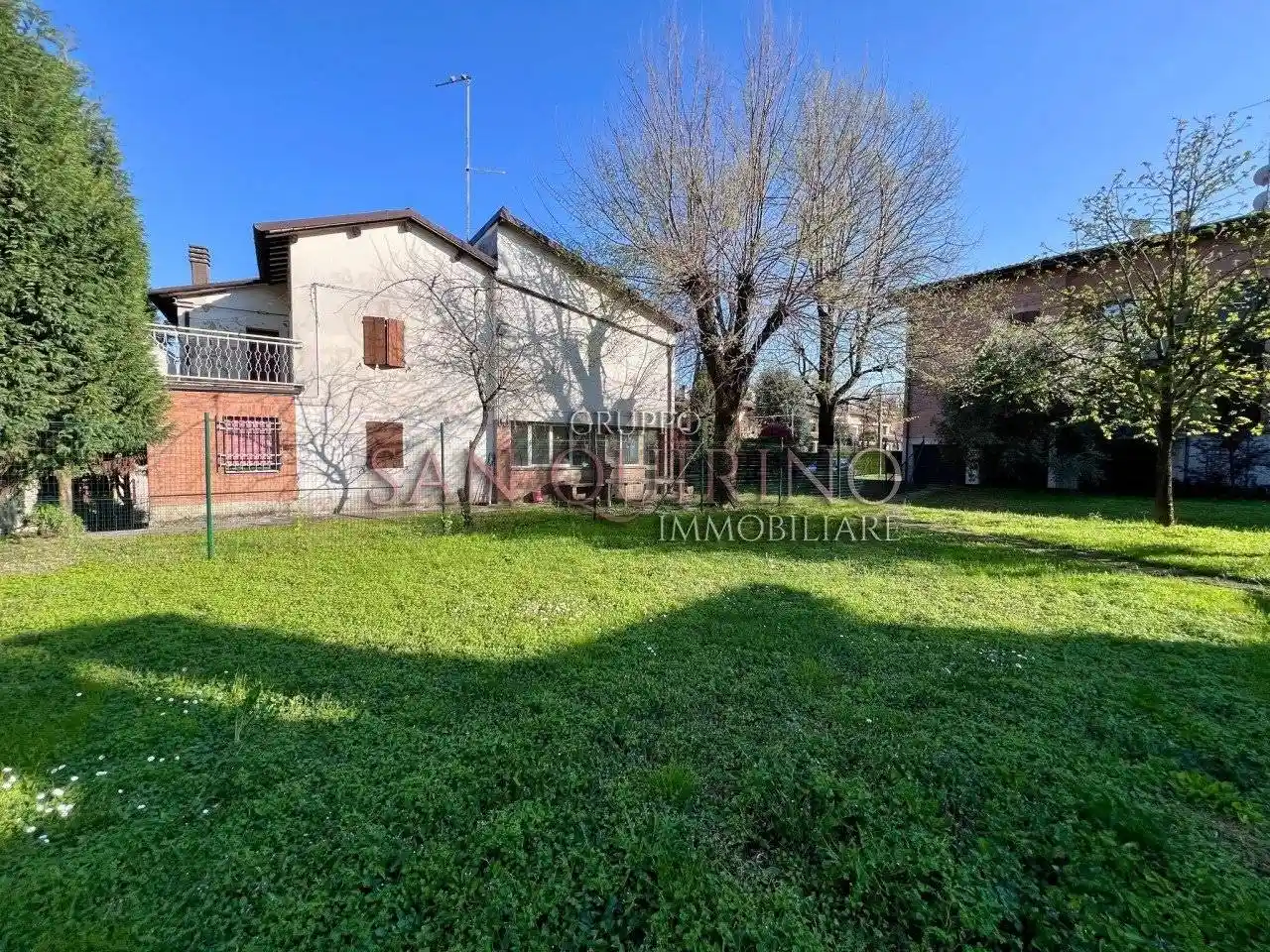 Villa in vendita a Maranello