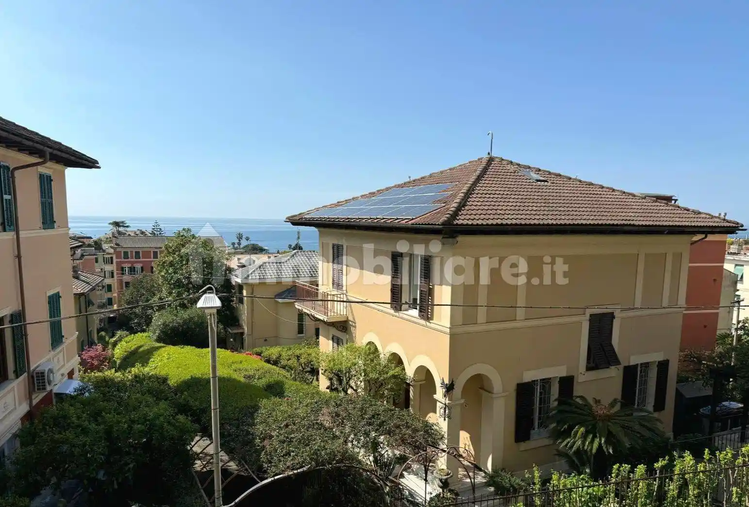 Appartamento in vendita a Genova