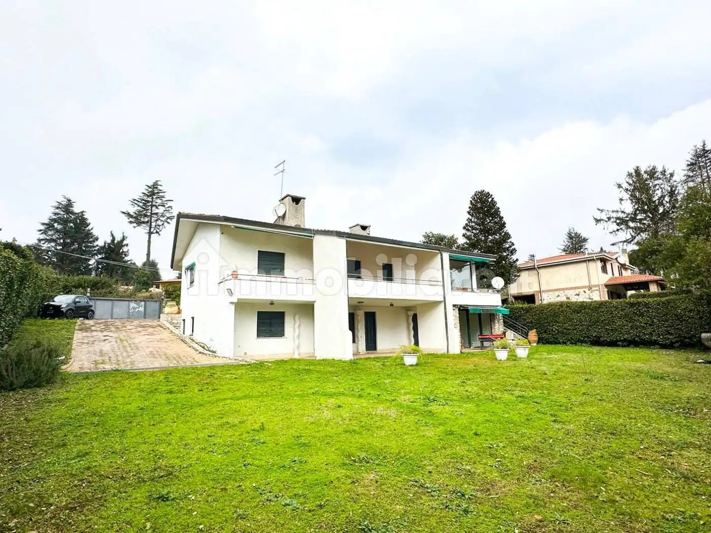 Villa in vendita a Nemi